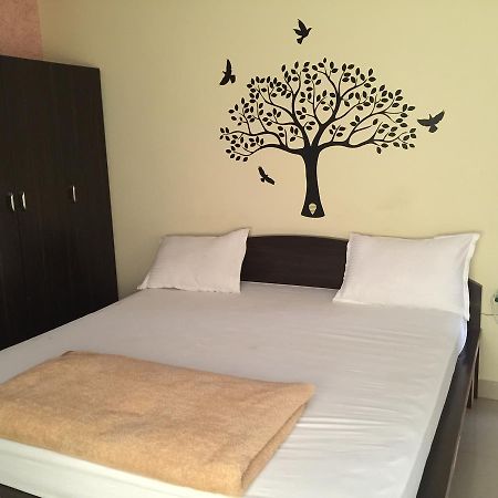 Maruthi Residency Inn & Restaurant Hajdarabad Zewnętrze zdjęcie